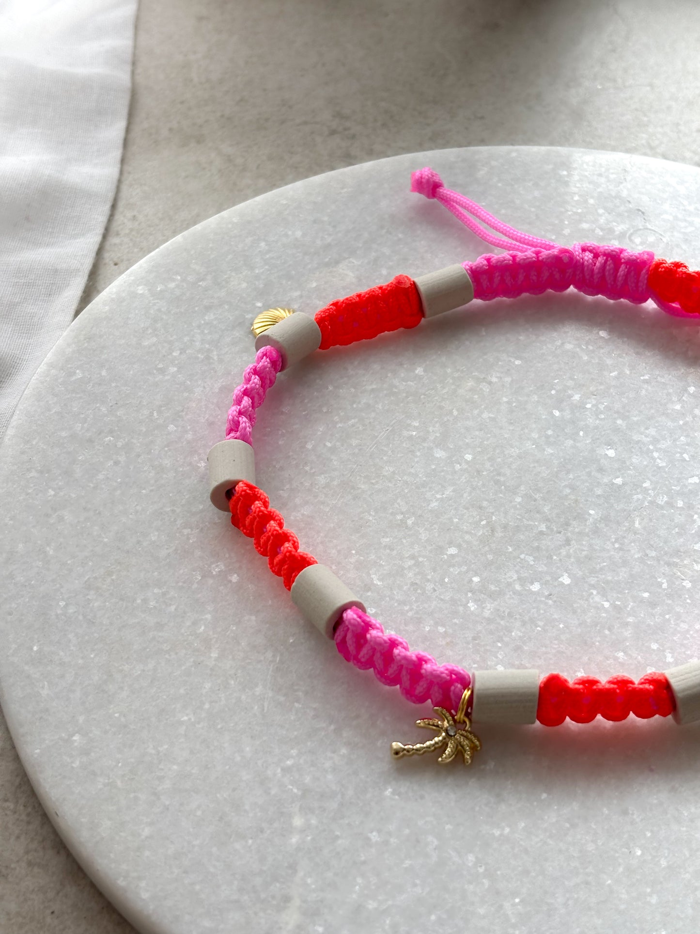 EM Keramik Kette Aloha Neon Pink
